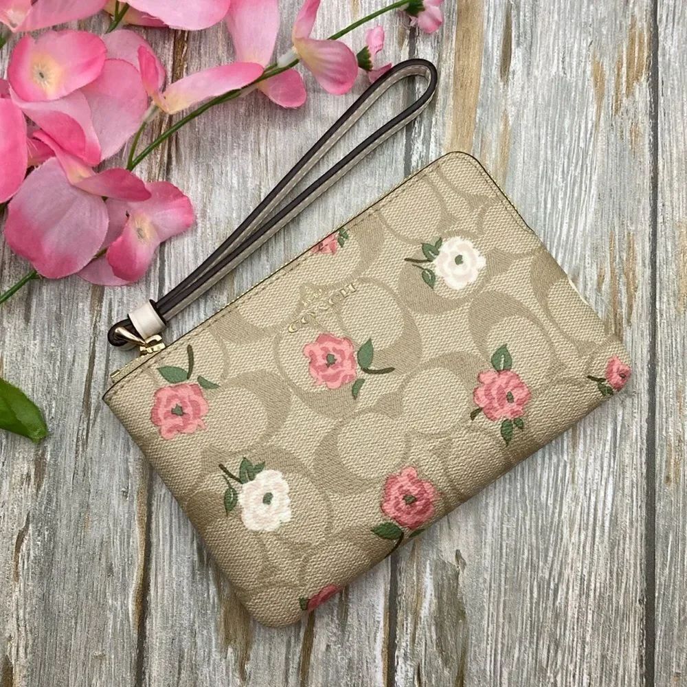 Coach Corner Zip Wristlet In Signature Canvas With Floral Print Wallet Bag Purse